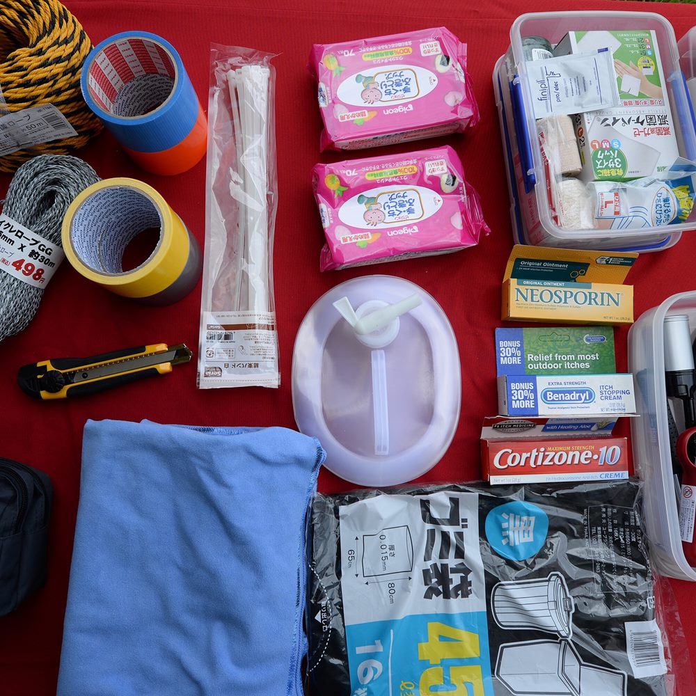 SONARIA 家族4人用 防災セット(持ち出し+在宅備蓄)のイメージ写真